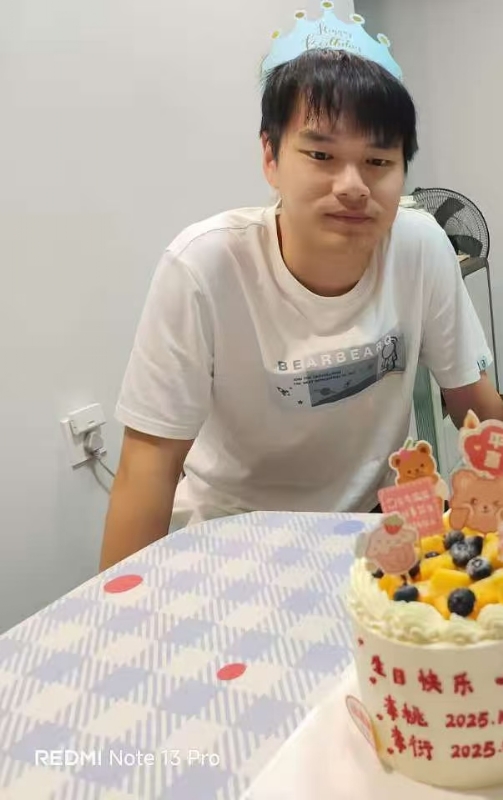 yan的第一张照片--佛山相亲服务中心