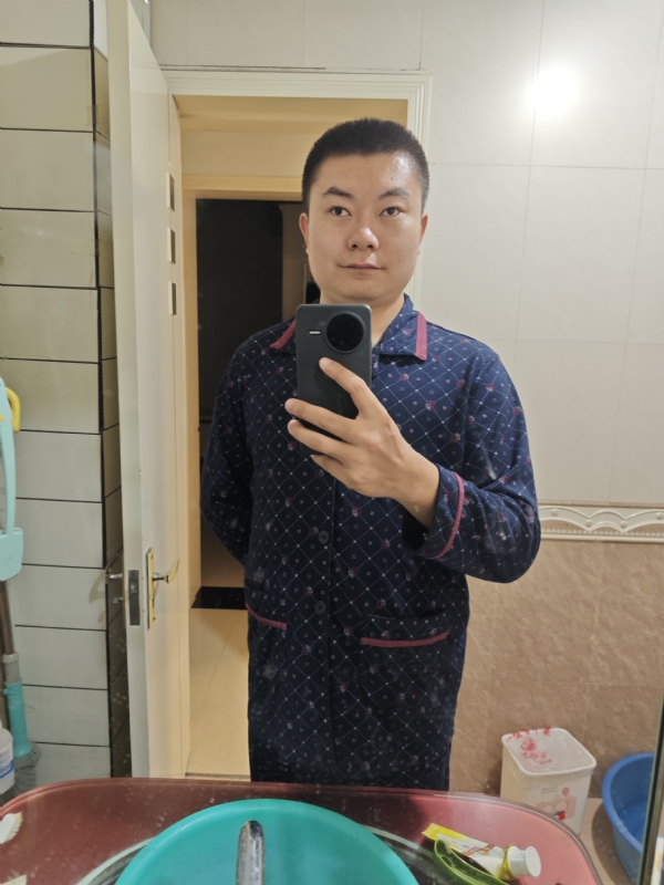 迷迷糊糊的第一张照片--佛山相亲服务中心