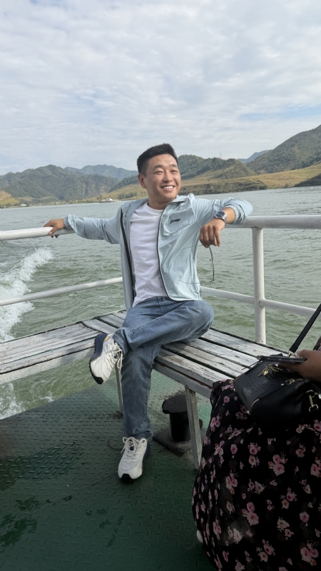 烟花易笑的第二张照片--佛山相亲服务中心