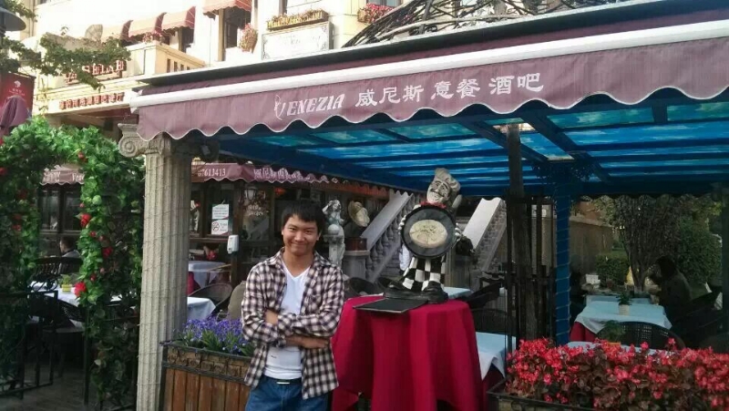 失忆的鱼的第一张照片--佛山相亲服务中心