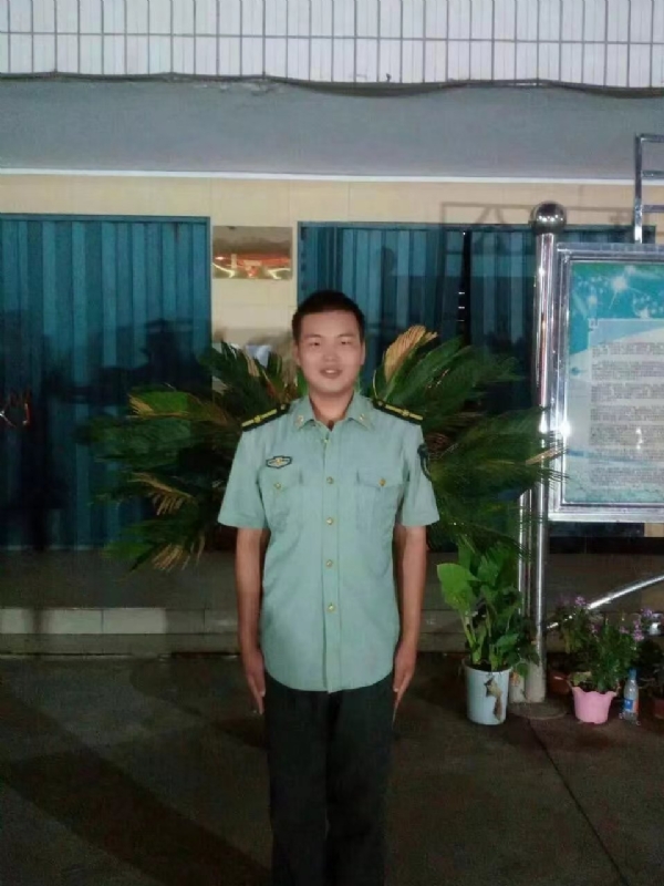 程程的第一张照片--佛山相亲服务中心