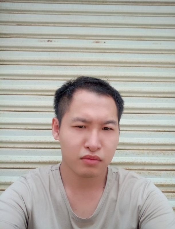 小立的第二张照片--佛山相亲服务中心