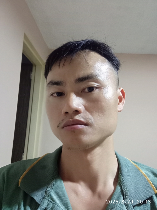 自简的第二张照片--佛山相亲服务中心