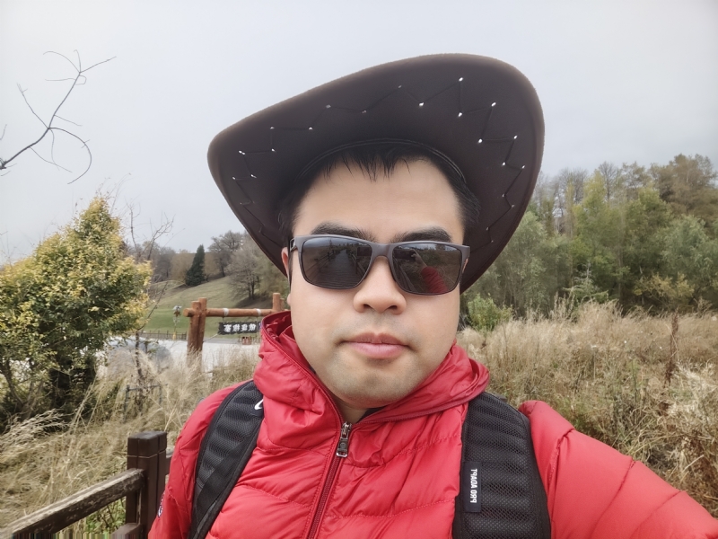 欢乐的笑的第一张照片--佛山相亲服务中心