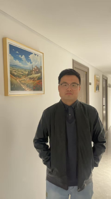 半瓶子的第四张照片--佛山相亲服务中心