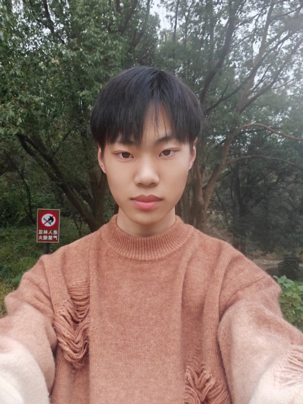 祤辰的第二张照片--佛山相亲服务中心